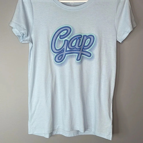 GAP NWT Baby Blue Retro Graphic Logo Crewneck Favourite Tee Sizes S & M - Picture 5 of 8